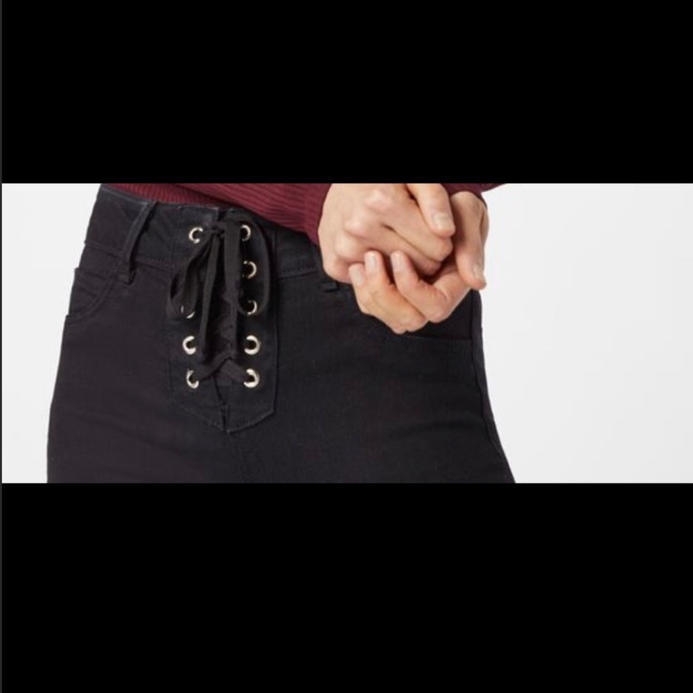 FRAME High Rise Skinny Jeans - Picture 3 of 13